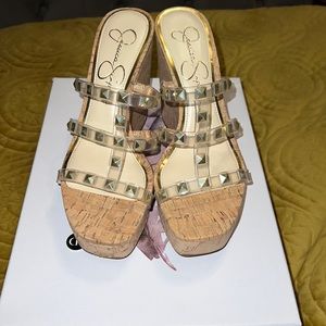 Jessica Simpson Sourie Clear Cork Wedge w/gold hardware. Women 7.5